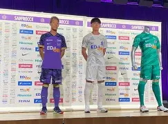 广岛三箭vs德岛漩涡直播