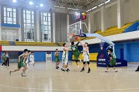 c7-关于湖北男篮力挽狂澜，凭借拼搏绝地反击的信息