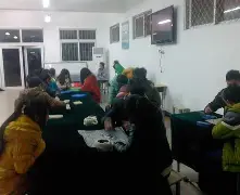 紧张氛围笼罩，球队迎战重要比赛要以冷静面对